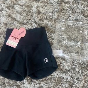 Bombshell black shorts